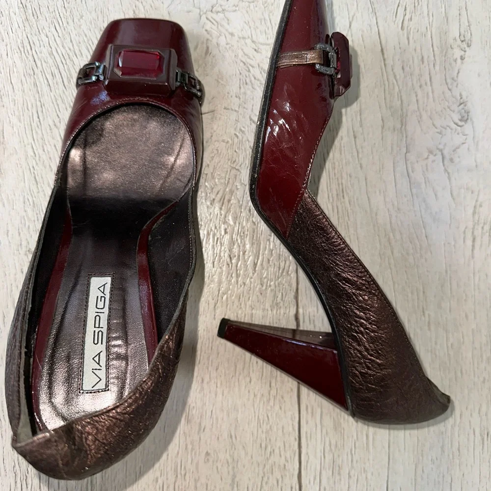 Via Spiga Red Heels Elegant Design